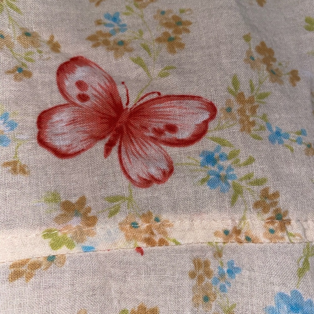 Butterfly Button Up - Picture 4 of 4